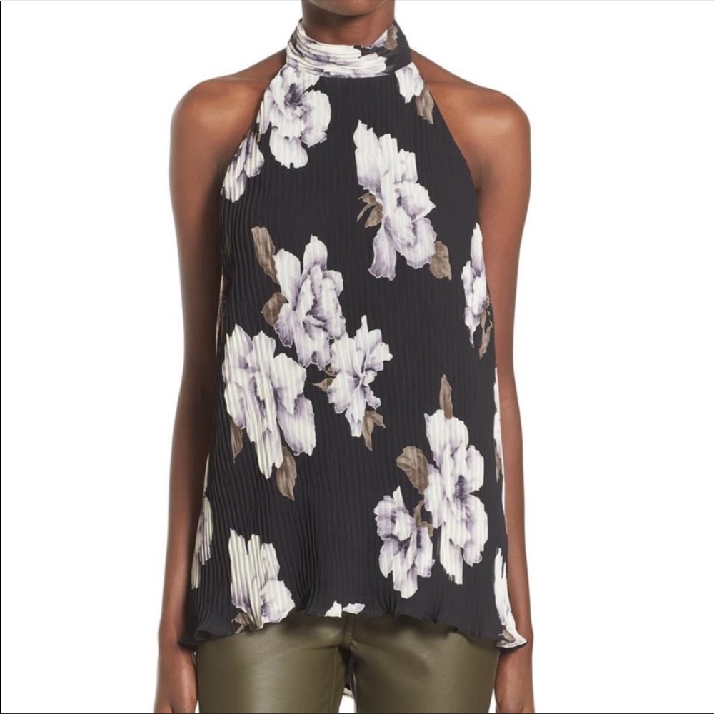 ASTR halter top